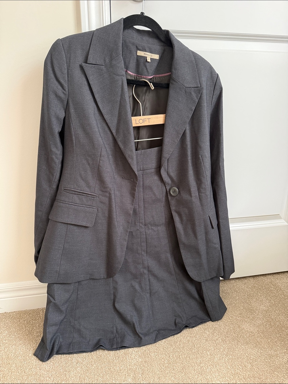 RW&CO Charcoal Gray Tailored Women's Blazer and matching skirt